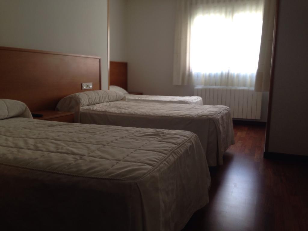 Hostal El Poligono Zamora Chambre photo
